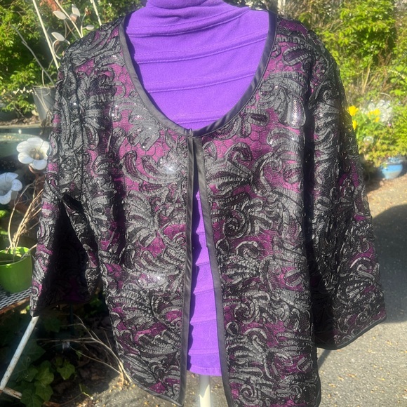 Bob Mackie Jackets & Blazers - Bob Mackie sequined jacket